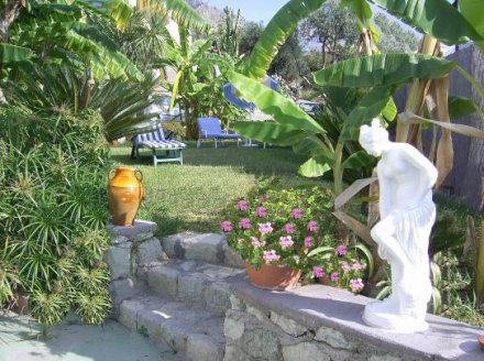 Welcome to Villetta Lucia Ischia - Apartments Ischia Island. 